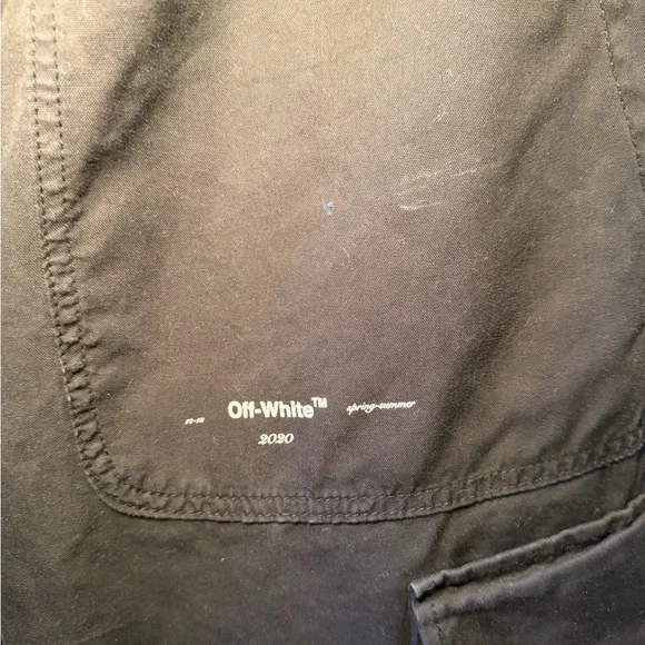 Off-White Black Cargo Pants for Men - Picture 2 of 10